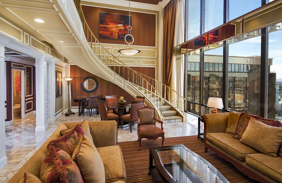 Golden Nugget Hotel & Casino Las Vegas-1