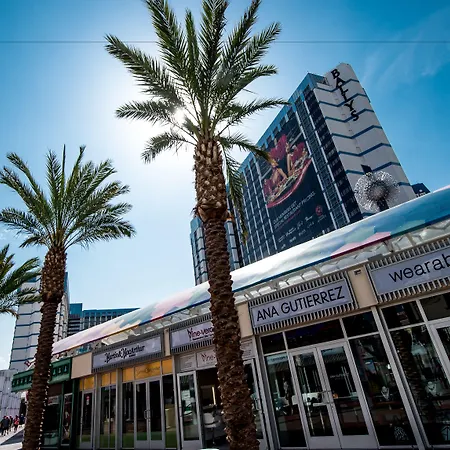 Horseshoe Las Vegas-2